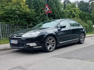 Gebraucht Citroën C5 181 PS (133 kW) 2015 Schwarz Limousine