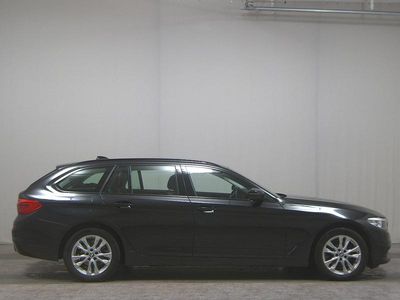 Usata BMW 520 Sport Line 190 CV (139 kW) 2019 Nero Station wagon