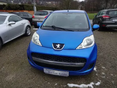 Gebraucht Peugeot 107 Filou 68 PS (50 kW) 2011 Blau Kleinwagen