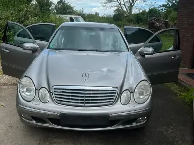 Gebraucht Mercedes 280 190 PS (139 kW) 2006 Grau Limousine