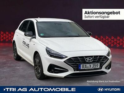 Gebraucht Hyundai i30 Advantage 160 PS (117 kW) 2024 Atlas white / sol Limousine