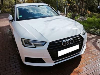 Gebraucht Audi A4 Sport 150 PS (110 kW) 2016 Weiß Kombi