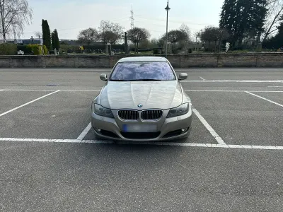 Gebraucht BMW 320 Exclusive 170 PS (125 kW) 2011 Beige Limousine