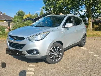 Gebraucht Hyundai ix35 163 PS (119 kW) 2011 Grau SUV