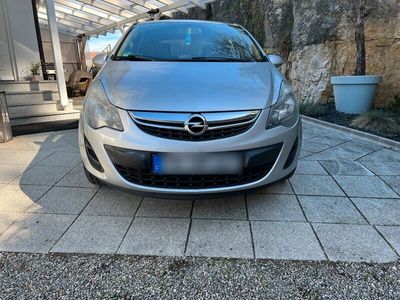 gebraucht Opel Corsa D 1.4 BJ2014 gute Ausstattung ! Schöner Zustand