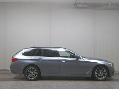 Usata BMW 520 Sport Line 190 CV (139 kW) 2019 Blu Station wagon