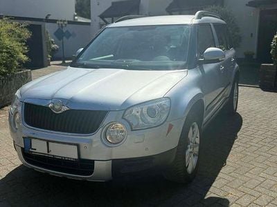 Begagnad Skoda Yeti Elegance 170 HK (125 kW) 2011 Silver SUV
