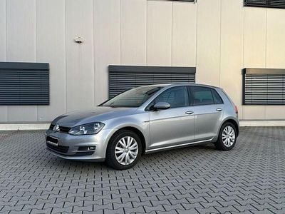 Second-hand VW Golf VII LOUNGE 125 CP (91 kW) 2016 Argintiu Berlinǎ