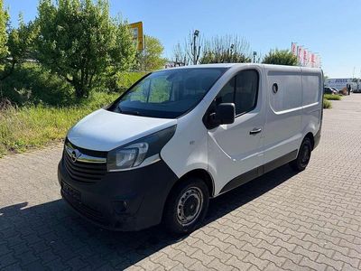 Usata Opel Vivaro S 90 CV (66 kW) 2017 Bianco Monovolume