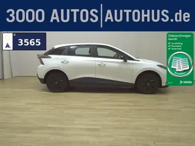 Gebraucht MG MG4 EV 125 kW (170 PS) 2023 Weiss Kleinwagen