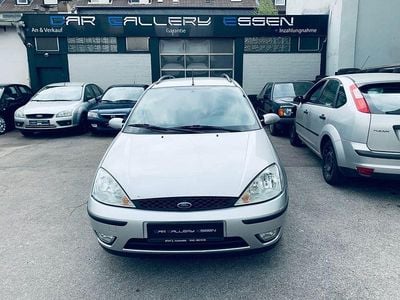 Usata Ford Focus Ghia 116 CV (85 kW) 2003 Argento Berlina