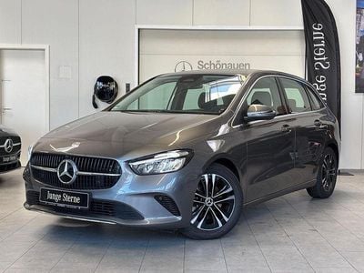 Gebraucht Mercedes B200 Progressive 163 PS (119 kW) 2024 Grau Van / Kleinbus