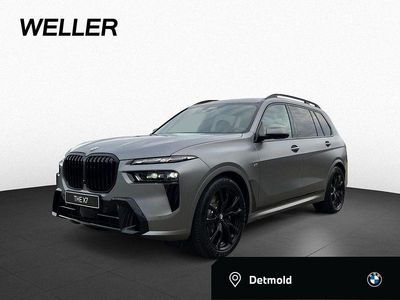 Neu BMW X7 Comfort Edition 352 PS (258 kW) 2025 Saphirschwarz metallic (schwarz) SUV