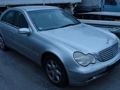 Silber Gebraucht 2000 Mercedes C240 Elegance Limousine | 1.990 € (Superpreis)