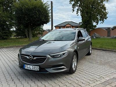 Grau Gebraucht 2017 Opel Insignia Kombi | 12.900 € (Fairer Preis)