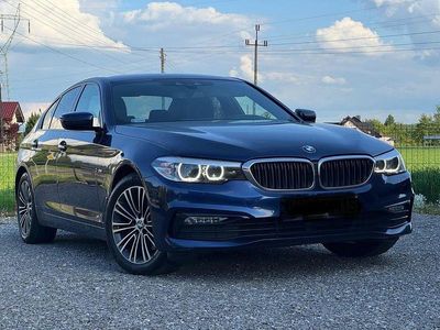Gebraucht BMW 520 Sport Line 190 PS (139 kW) 2017 Blau Limousine