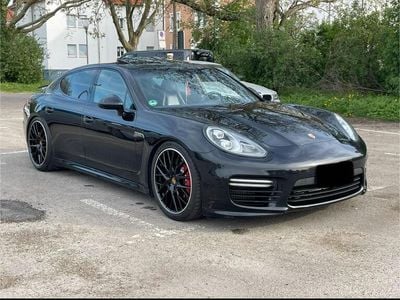 Porsche Panamera Turbo