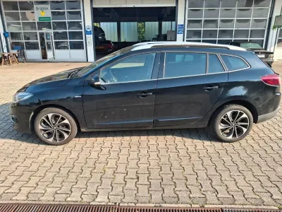 Gebraucht Renault Mégane III Bose Edition 131 PS (96 kW) 2014 Schwarz Limousine