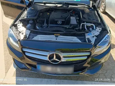 Usata Mercedes C180 156 CV (114 kW) 2016 Nero Berlina