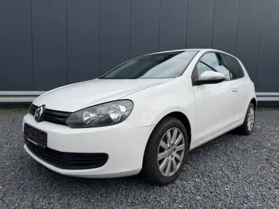 Gebraucht VW Golf VI 80 PS (58 kW) 2009 Weiß Kleinwagen