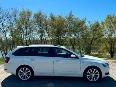 Gebraucht Skoda Octavia Drive 150 PS (110 kW) 2017 Weiß Kombi