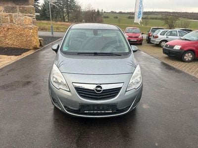 Gebraucht Opel Meriva Design Edition 120 PS (88 kW) 2011 Silber Van / Kleinbus