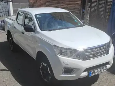 Gebraucht Nissan Navara 190 PS (139 kW) 2020 Weiß Pickup