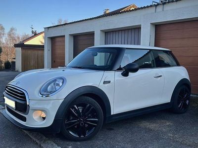 Gebraucht Mini John Cooper Works 102 PS (75 kW) 2017 Beige Kleinwagen