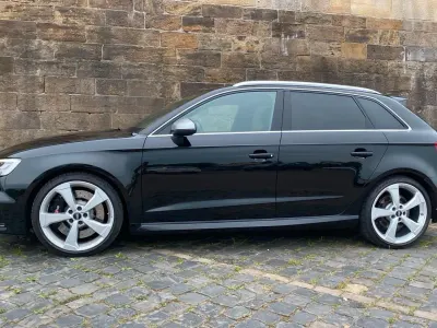 Gebraucht Audi RS3 Comfort 400 PS (294 kW) 2017 Schwarz Limousine