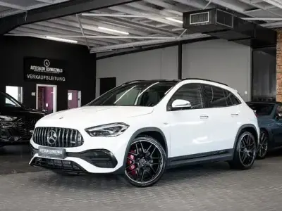 Używany Mercedes GLA45 AMG AMG 422 KM (310 kW) 2022 Biały SUV