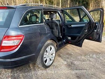 Gebraucht Mercedes C180 Avantgarde 156 PS (114 kW) 2008 Grau Kombi