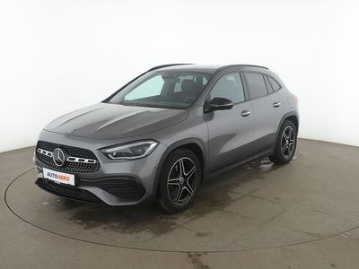 Grau Gebraucht 2023 Mercedes GLA200 AMG line SUV | 35.980 € (Etwas zu teuer)