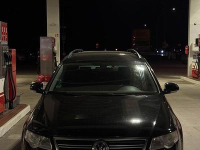 Usado VW Passat R 160 CV (117 kW) 2009 Negro Familiar