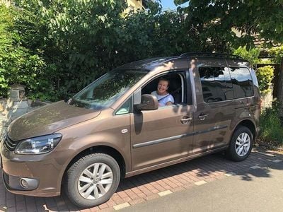 Gebraucht VW Caddy Comfortline 105 PS (77 kW) 2011 Braun Van / Kleinbus
