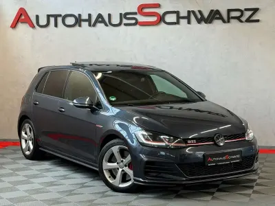 Gebraucht VW Golf VII GTI 245 PS (180 kW) 2018 Dark iron blue Limousine