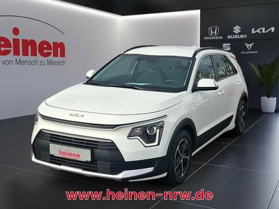 Second-hand Kia Niro Edition 7 182 CP (133 kW) 2022 Alb SUV