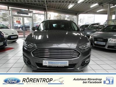 Grau Gebraucht 2015 Ford Mondeo Titanium Limousine | 24.990 €