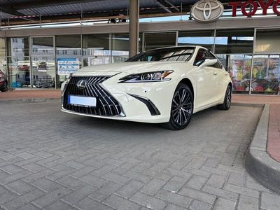 Lexus ES300