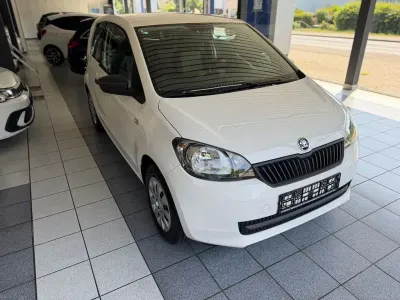 Gebraucht Skoda Citigo Active 60 PS (44 kW) 2014 Weiß Kleinwagen