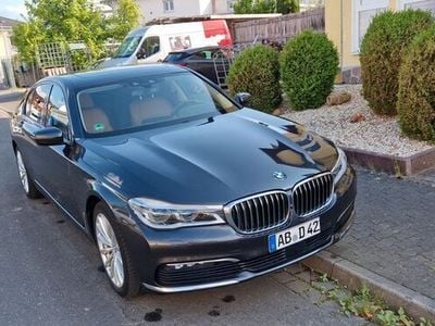 BMW 730