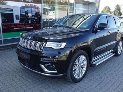 Gebraucht Jeep Grand Cherokee Summit 250 PS (183 kW) 2018 Diamond black crystal SUV