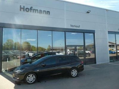 Używany Opel Astra Business Edition 122 KM (89 kW) 2021 Czarny Kombi