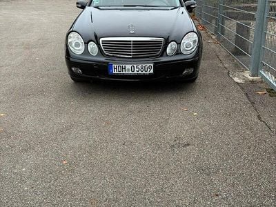 Mercedes E200