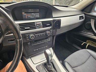 BMW 325