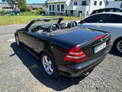 Gebraucht Mercedes SLK320 218 PS (160 kW) 2002 Schwarz Cabrio