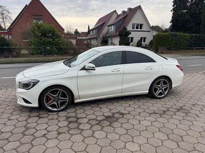 Gebraucht Mercedes CLA180 AMG Edition 1 122 PS (89 kW) 2013 Weiß Limousine