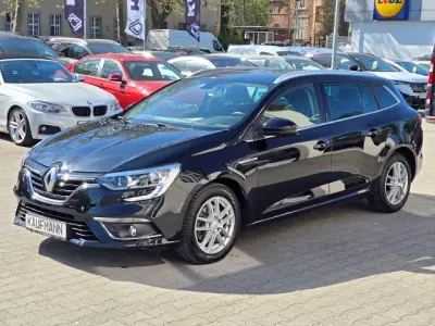 Gebraucht Renault Mégane GrandTour LIMITED Deluxe 159 PS (116 kW) 2020 Schwarz Kombi