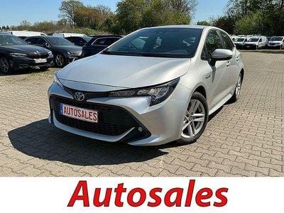 Usata Toyota Corolla 98 CV (72 kW) 2021 Argento Berlina
