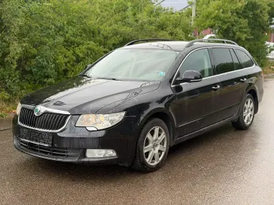 Gebraucht Skoda Superb Comfort 160 PS (117 kW) 2010 Schwarz Kombi