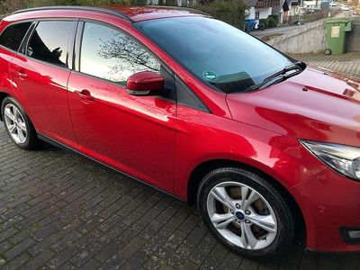 Gebraucht Ford Focus Business Edition 150 PS (110 kW) 2016 Rot Kombi